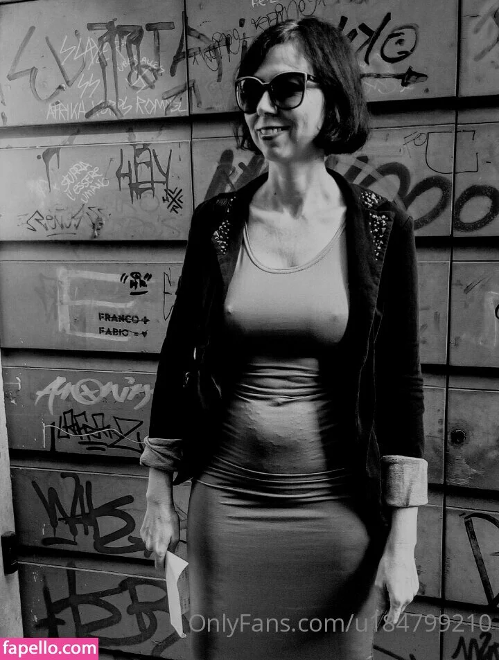 u184799210 Onlyfans Photo Gallery 