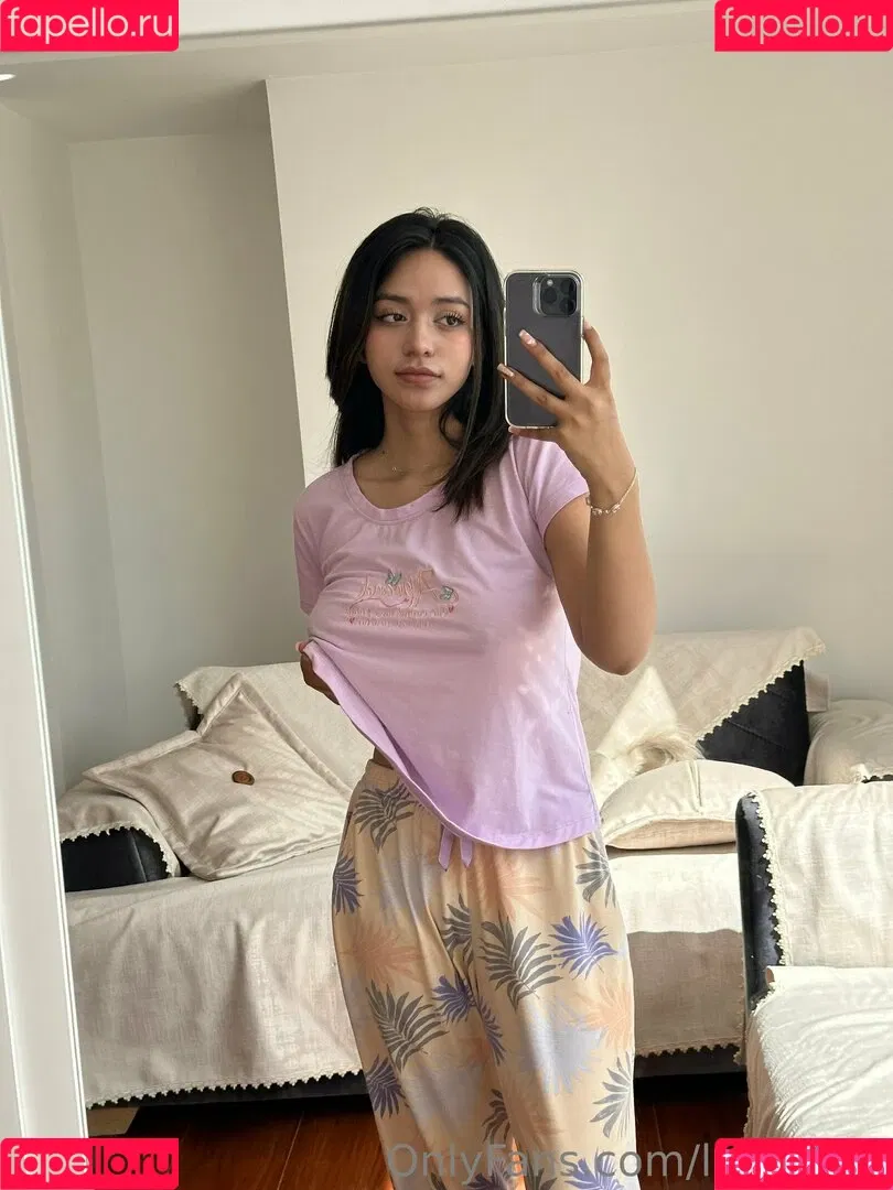 laura99x Onlyfans Photo Gallery 