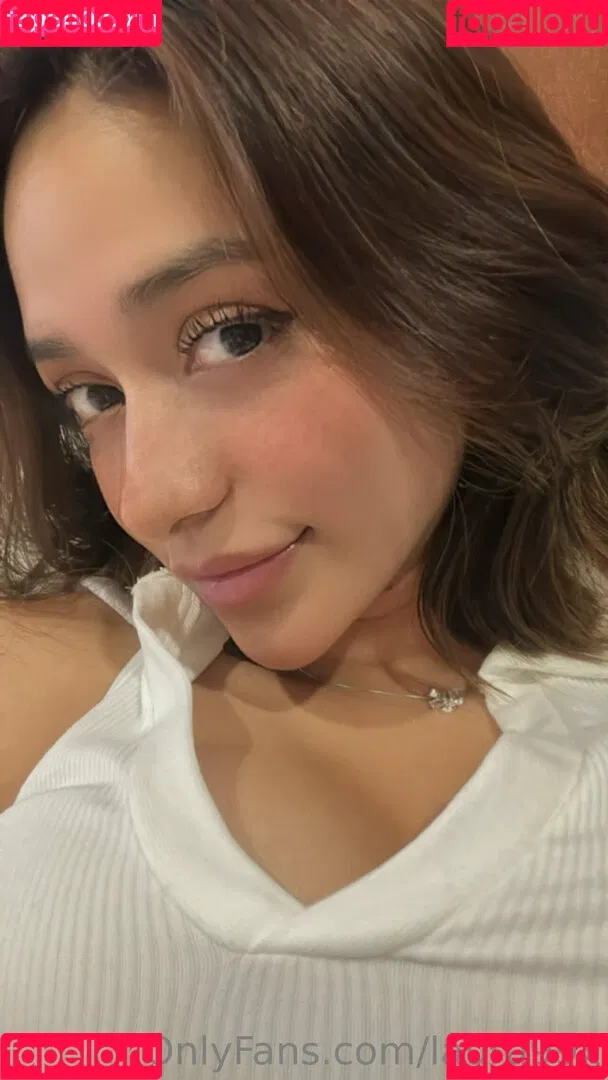 laura99x Onlyfans Photo Gallery 