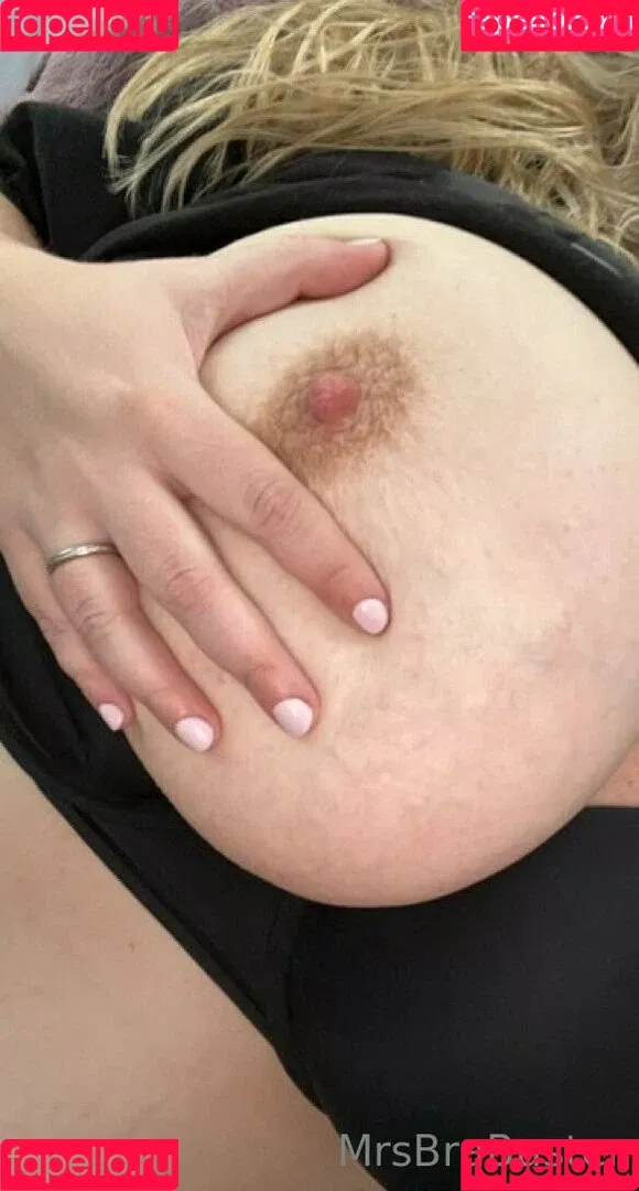 mrs_bra_buster Onlyfans Photo Gallery 