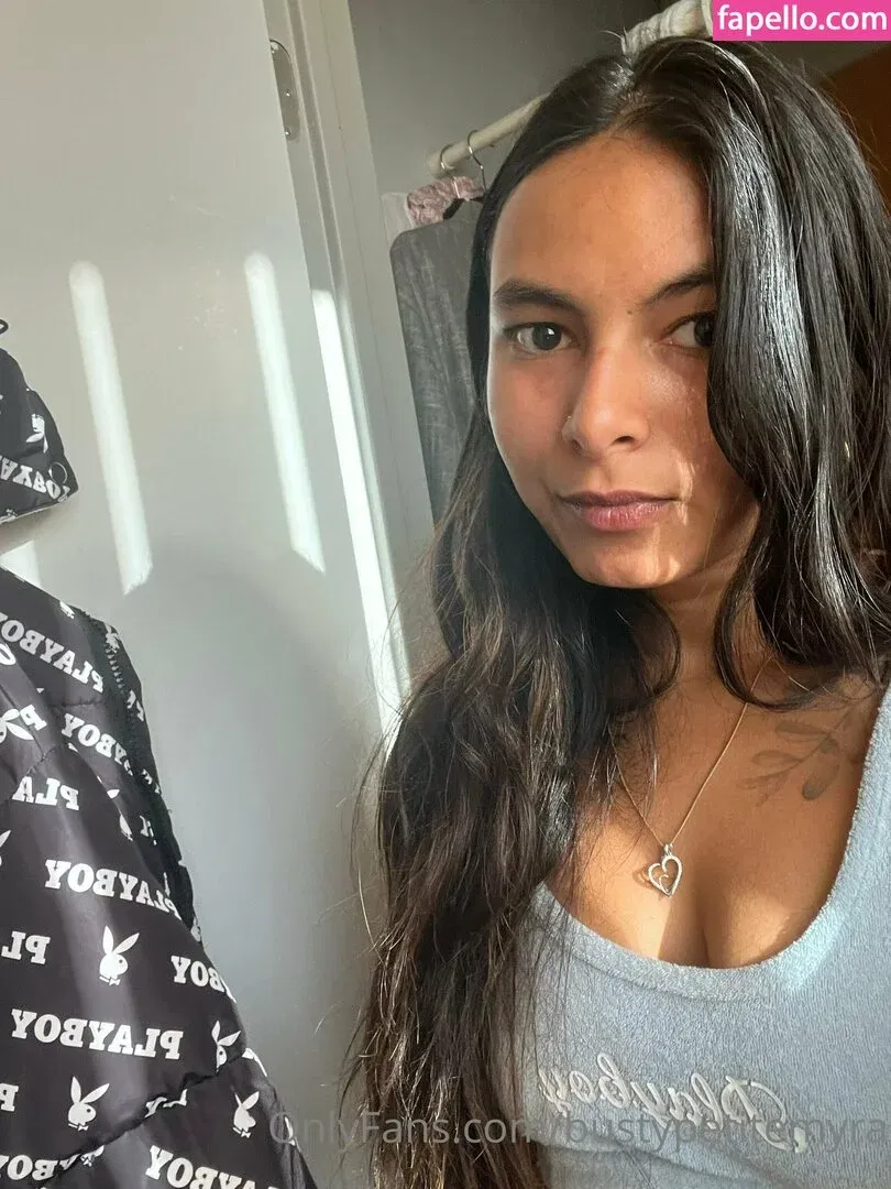 bustypetitemyra Onlyfans Photo Gallery 