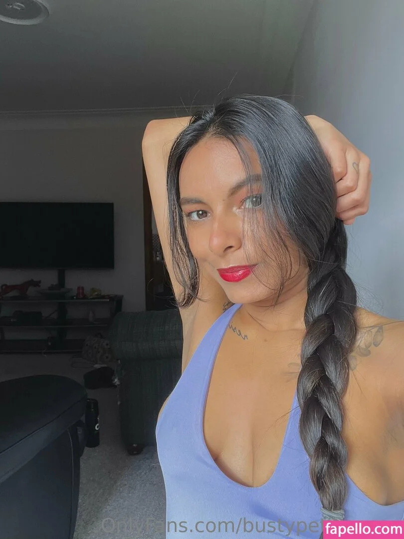 bustypetitemyra Onlyfans Photo Gallery 