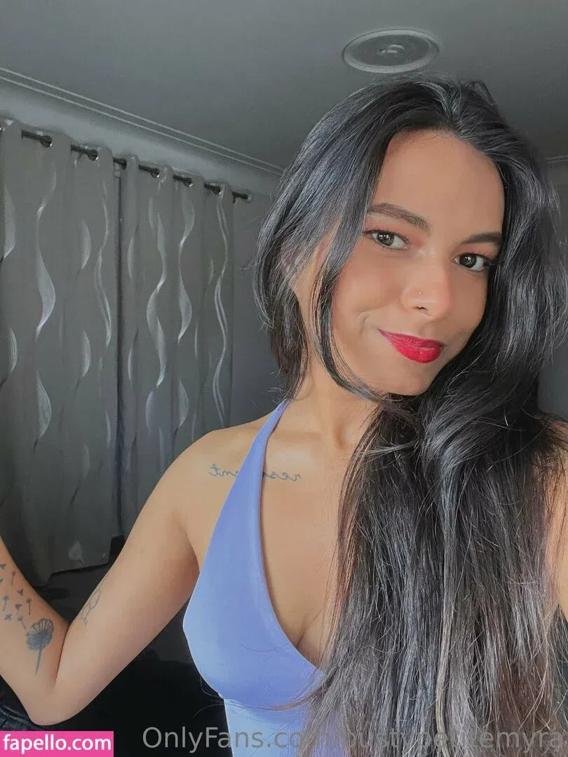 bustypetitemyra Onlyfans Photo Gallery 