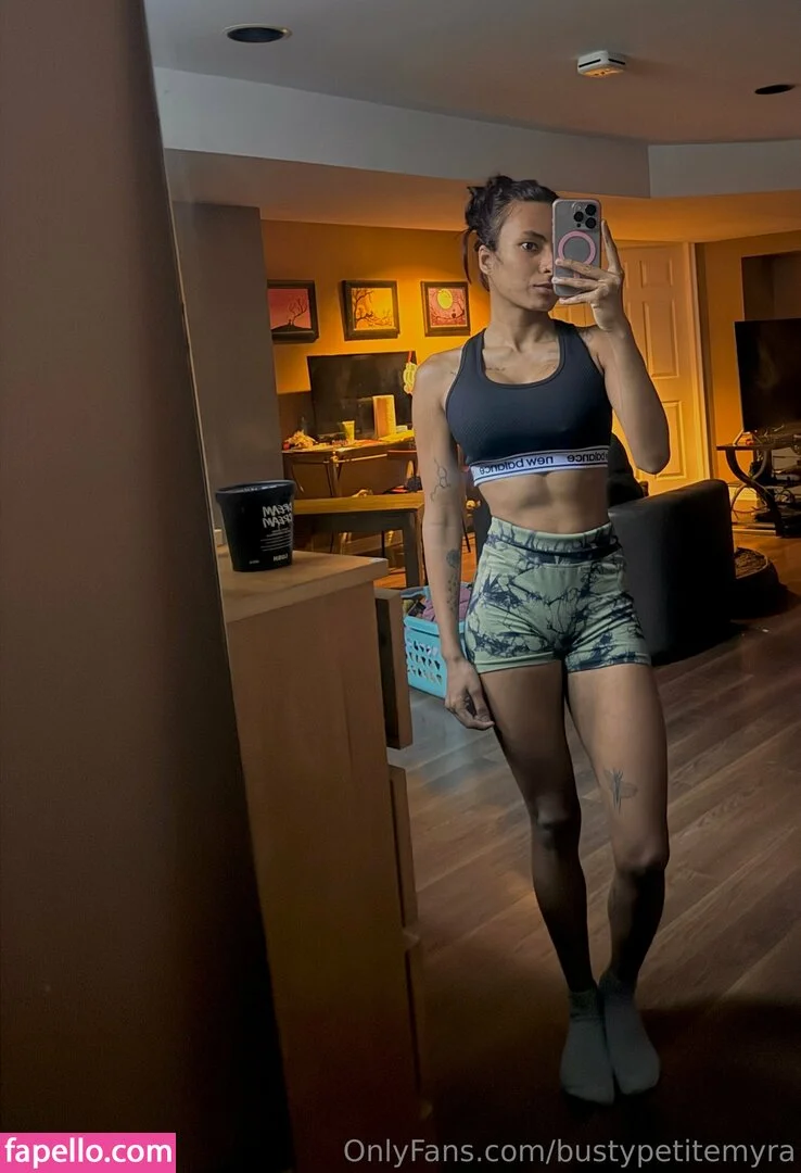 bustypetitemyra Onlyfans Photo Gallery 