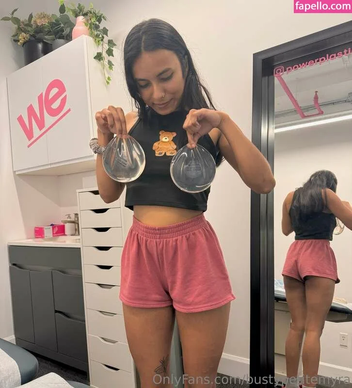 bustypetitemyra Onlyfans Photo Gallery 