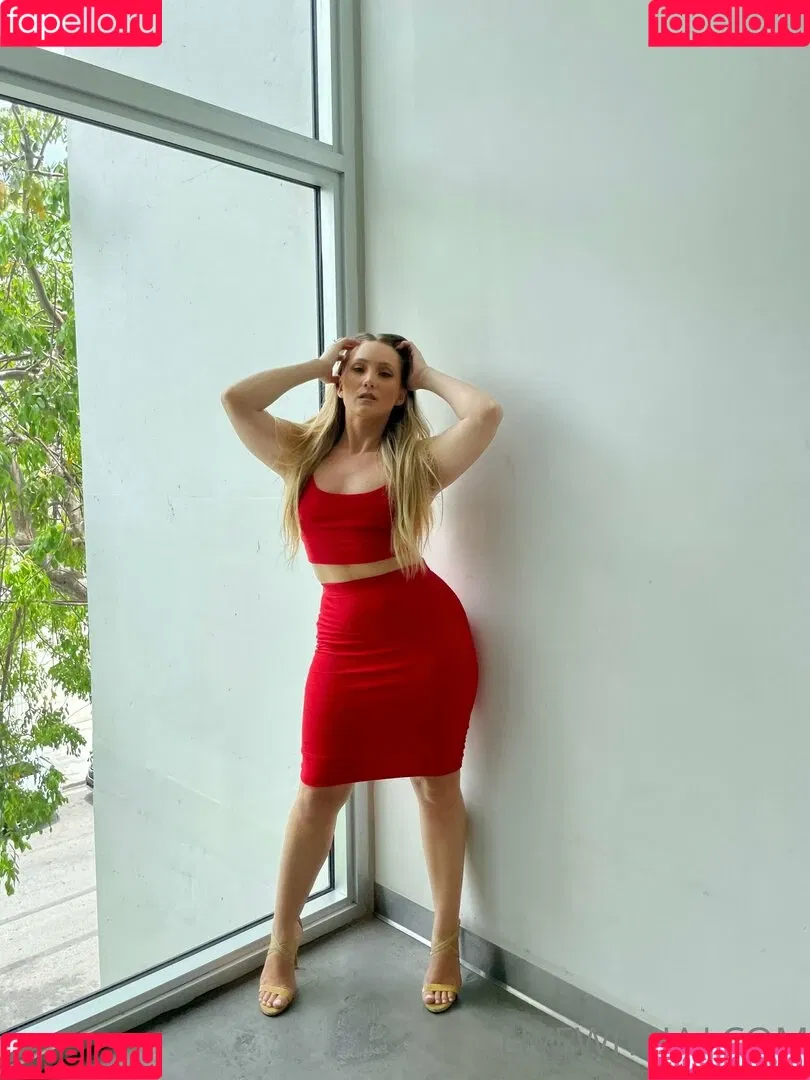 AJ Applegate Onlyfans Photo Gallery 