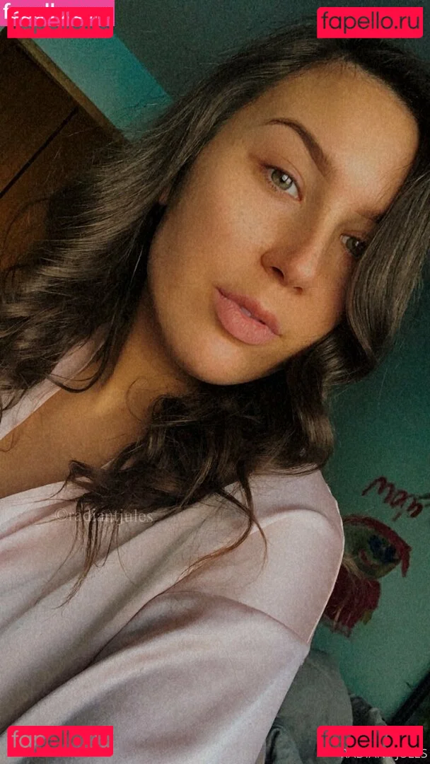 RadiantJules Onlyfans Photo Gallery 