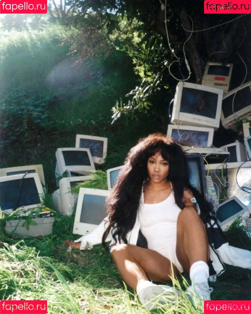 SZA Onlyfans Photo Gallery 