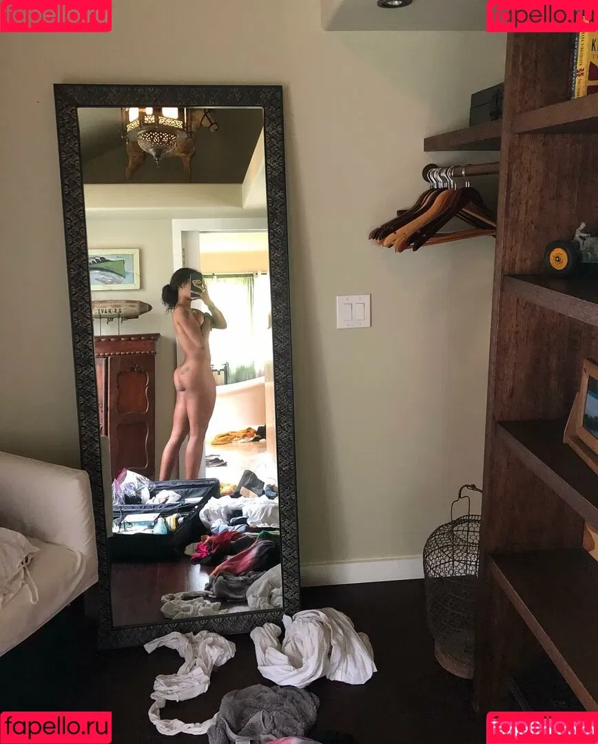 SZA Onlyfans Photo Gallery 