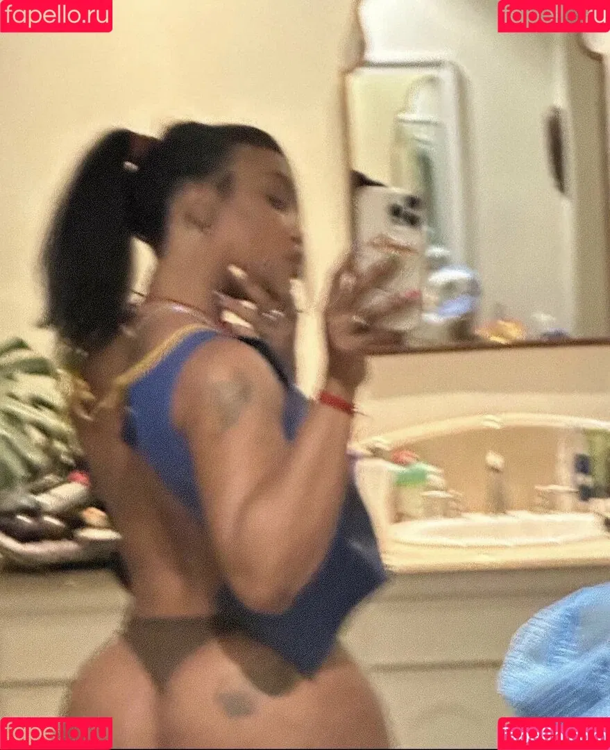 SZA Onlyfans Photo Gallery 