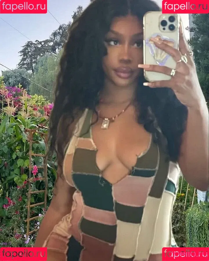 SZA Onlyfans Photo Gallery 