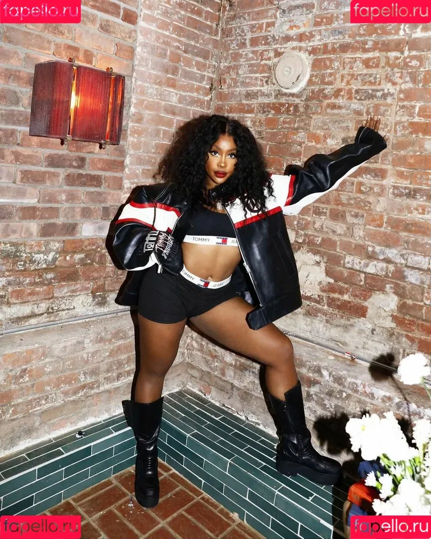 SZA Onlyfans Photo Gallery 