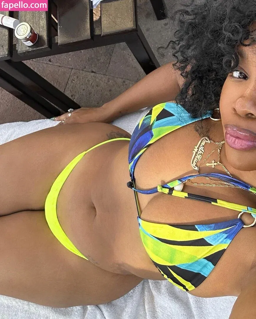 SZA Onlyfans Photo Gallery 