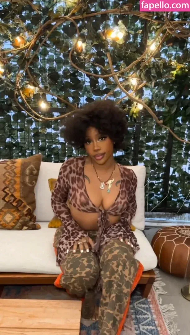 SZA Onlyfans Photo Gallery 