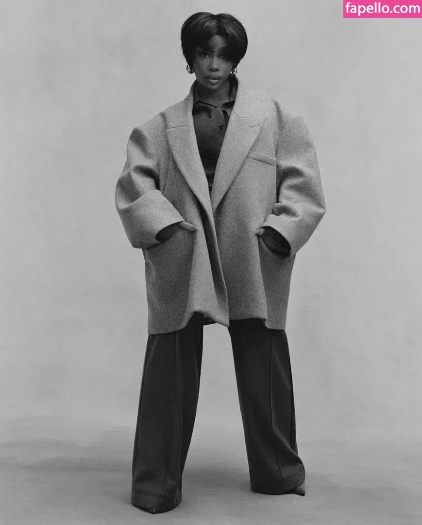 SZA Onlyfans Photo Gallery 