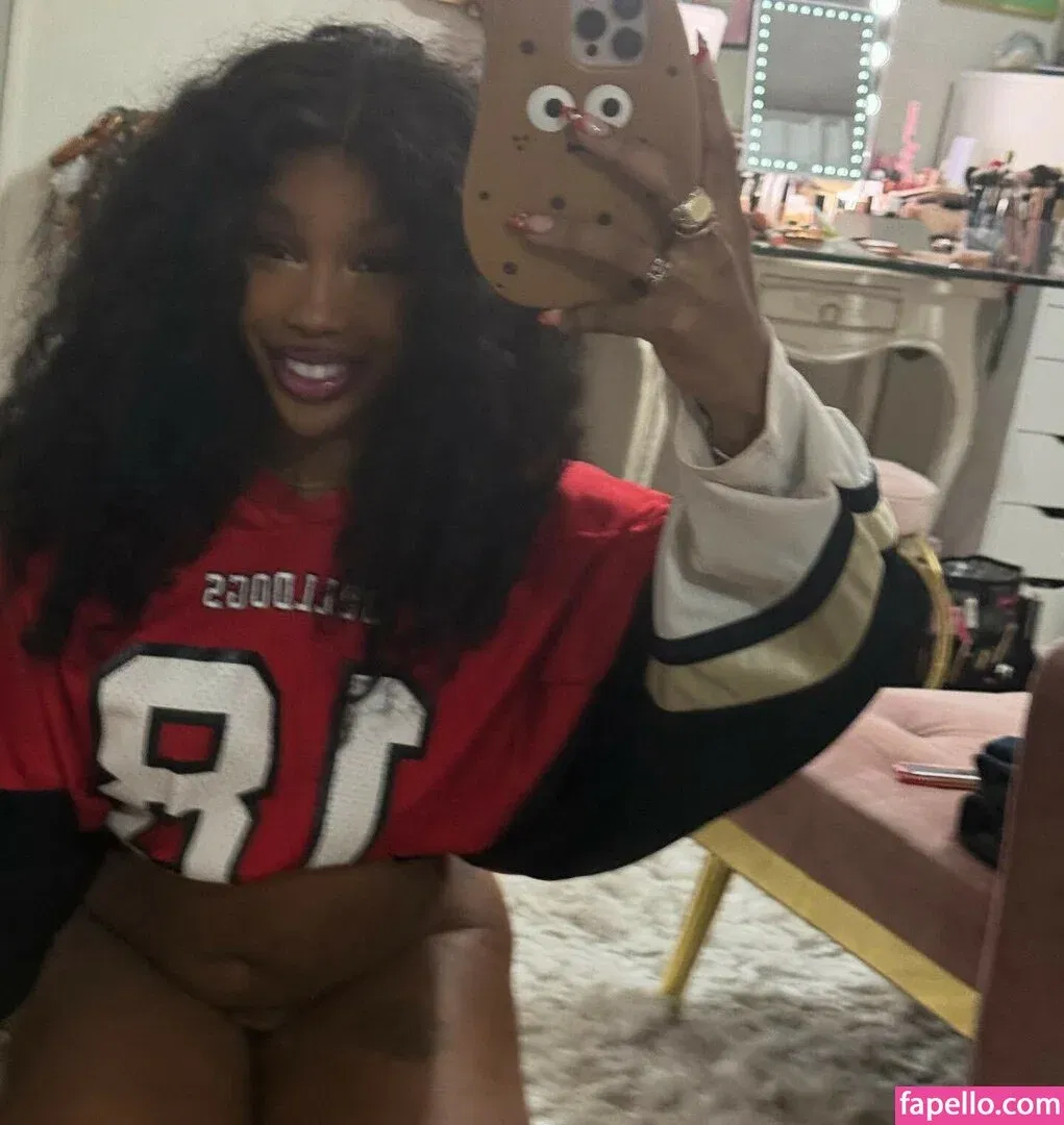 SZA Onlyfans Photo Gallery 