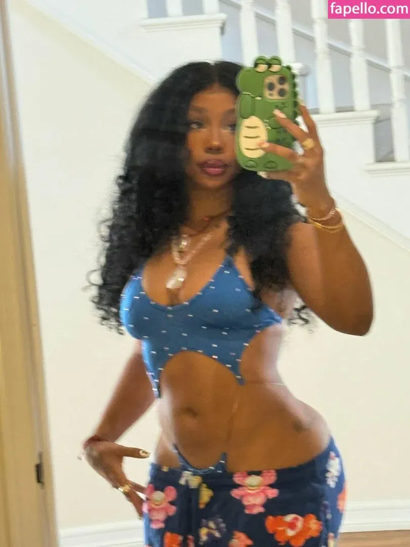 SZA Onlyfans Photo Gallery 
