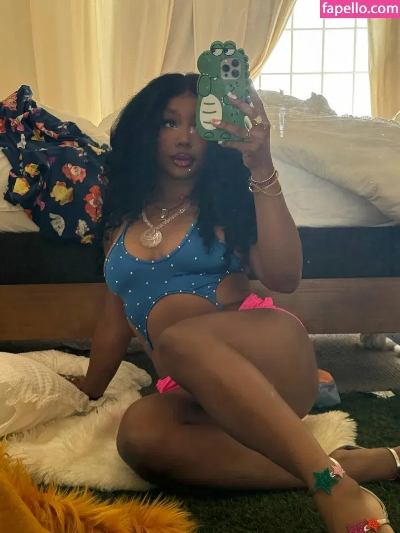 SZA Onlyfans Photo Gallery 
