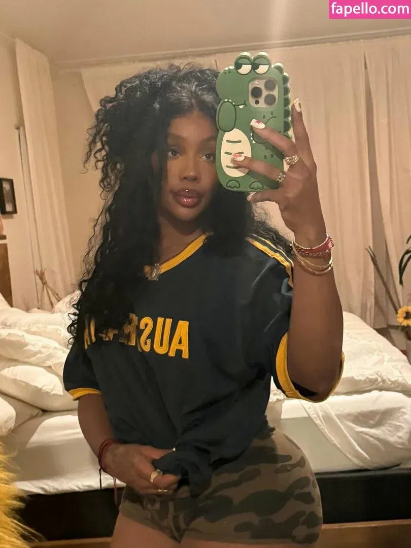 SZA Onlyfans Photo Gallery 