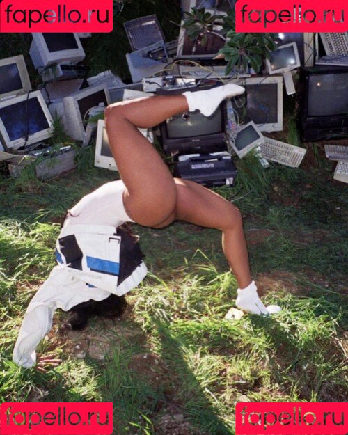 SZA Onlyfans Photo Gallery 