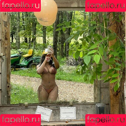 SZA Onlyfans Photo Gallery 