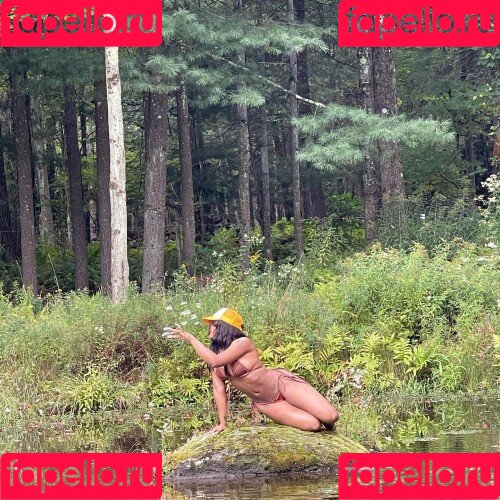 SZA Onlyfans Photo Gallery 