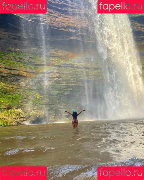 SZA Onlyfans Photo Gallery 