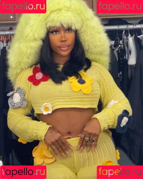 SZA Onlyfans Photo Gallery 