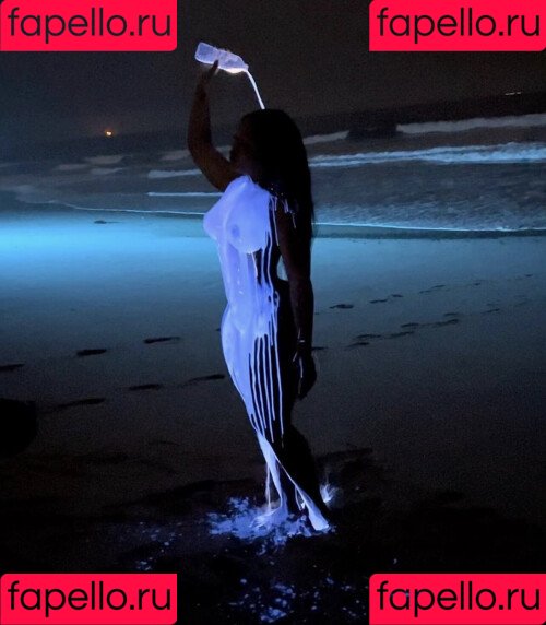 SZA Onlyfans Photo Gallery 