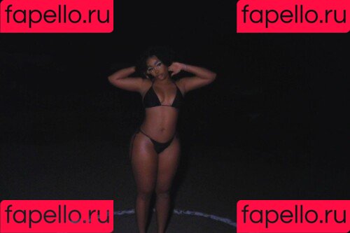 SZA Onlyfans Photo Gallery 