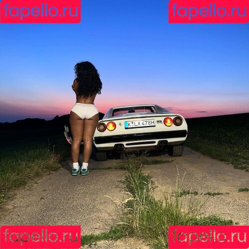 SZA Onlyfans Photo Gallery 