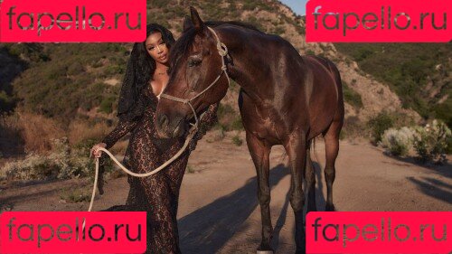 SZA Onlyfans Photo Gallery 