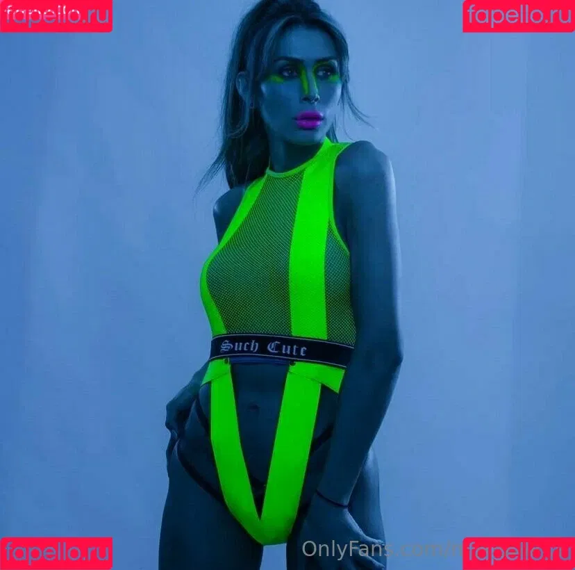 mariapia.ts Onlyfans Photo Gallery 