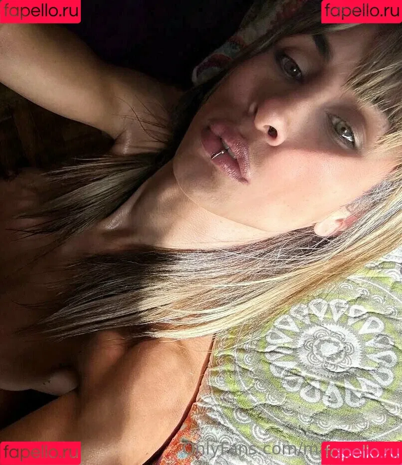 mariapia.ts Onlyfans Photo Gallery 