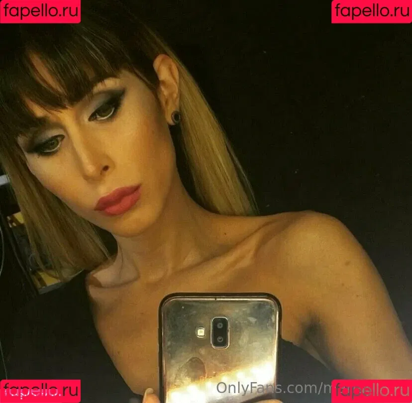 mariapia.ts Onlyfans Photo Gallery 