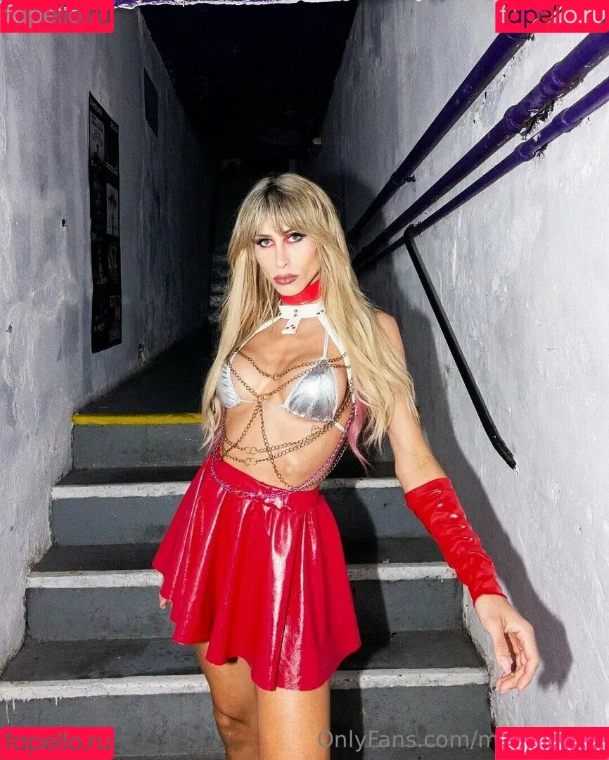 mariapia.ts Onlyfans Photo Gallery 