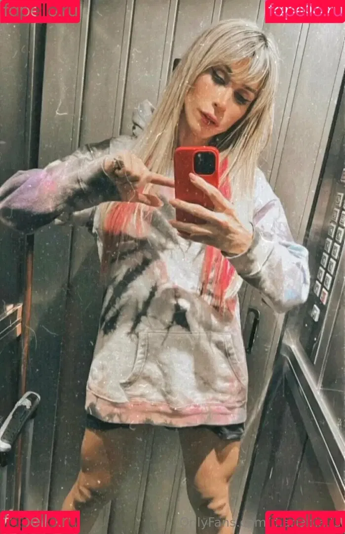 mariapia.ts Onlyfans Photo Gallery 