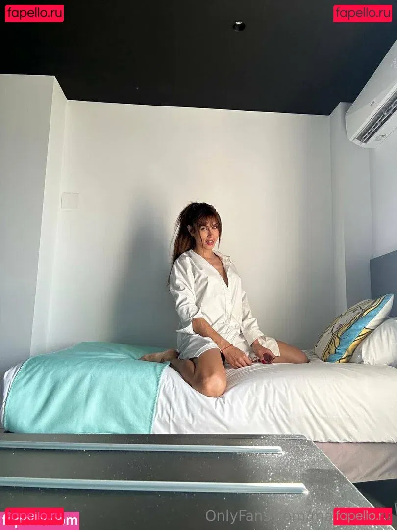 mariapia.ts Onlyfans Photo Gallery 