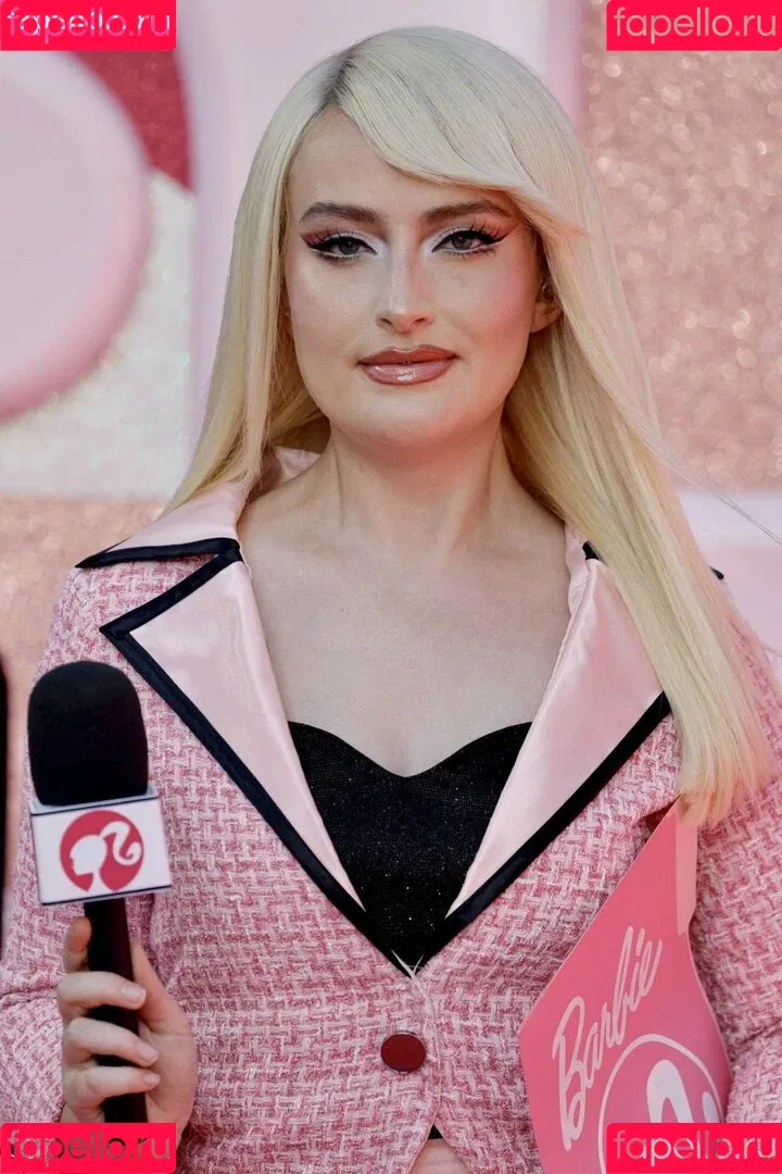 Amelia Dimoldenberg Onlyfans Photo Gallery 