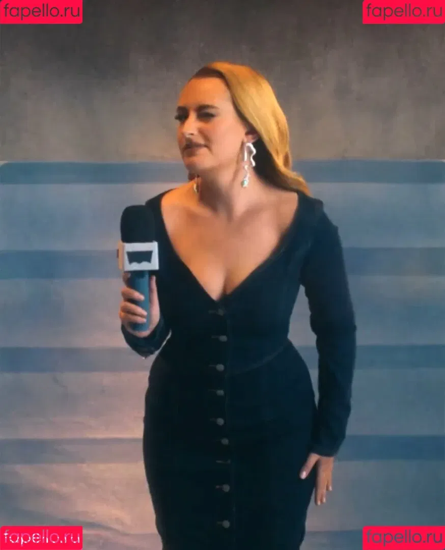 Amelia Dimoldenberg Onlyfans Photo Gallery 