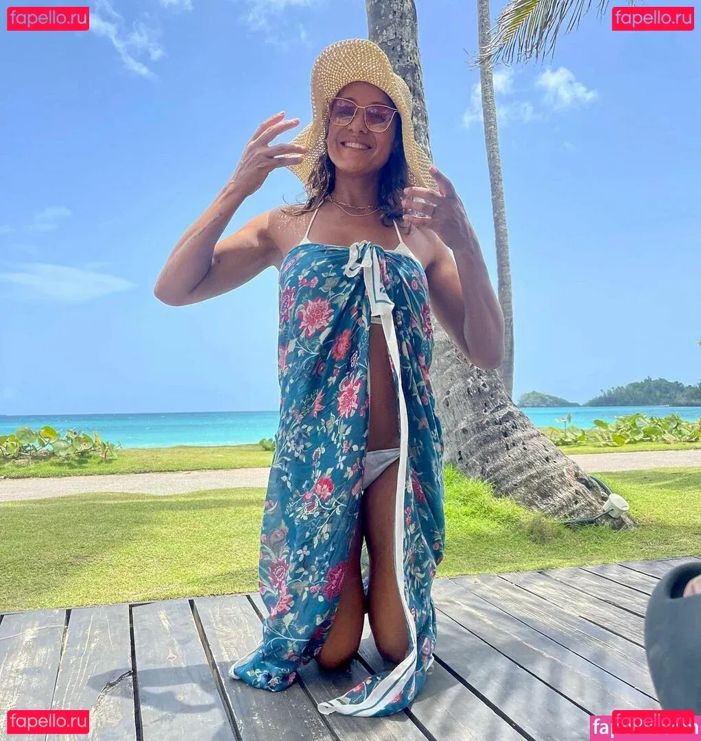 Dania Ramirez Onlyfans Photo Gallery 