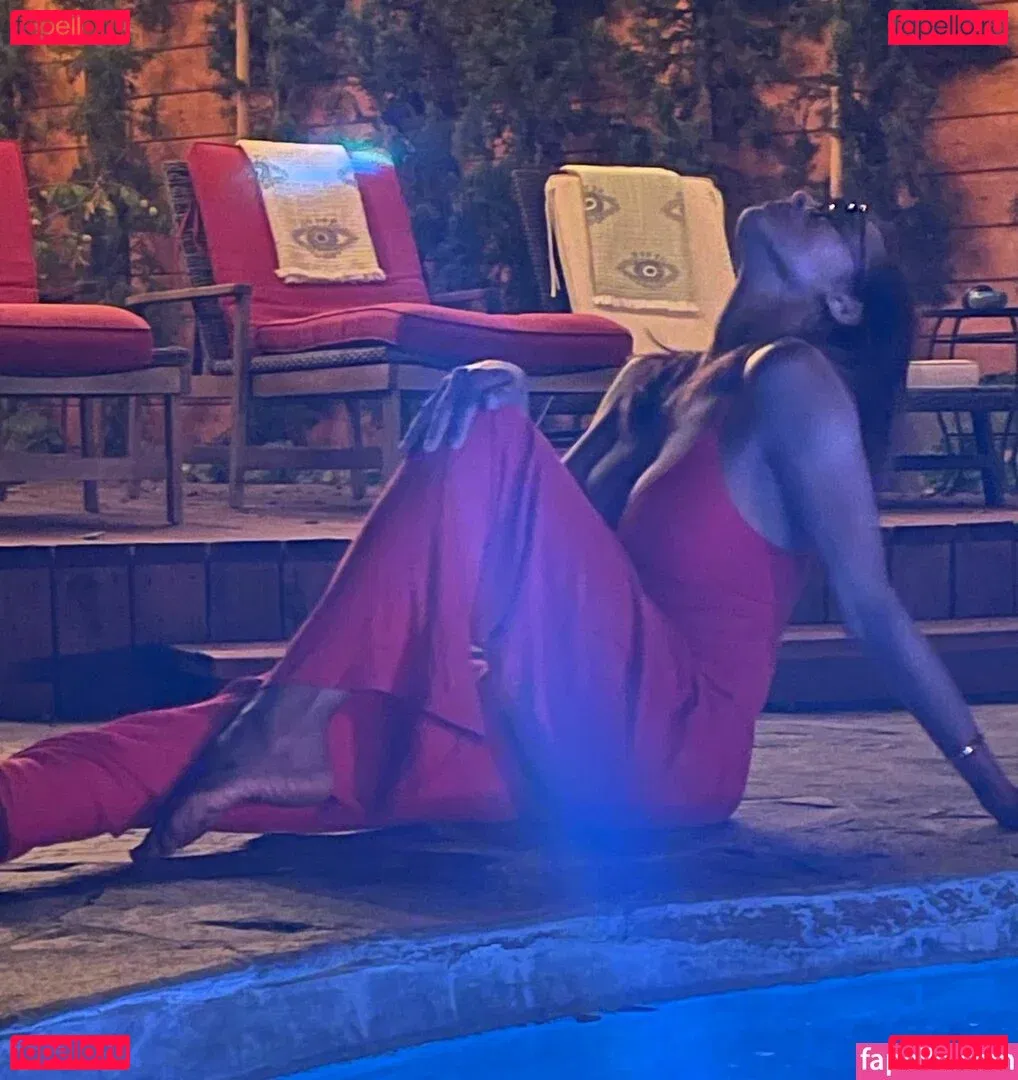 Dania Ramirez Onlyfans Photo Gallery 