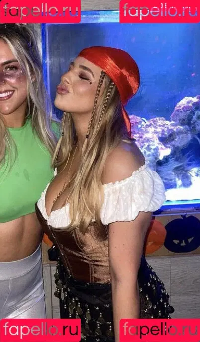 Chloe Ilsley Onlyfans Photo Gallery 