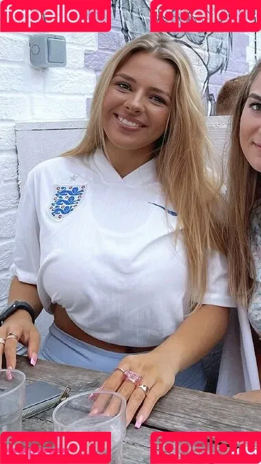 Chloe Ilsley Onlyfans Photo Gallery 