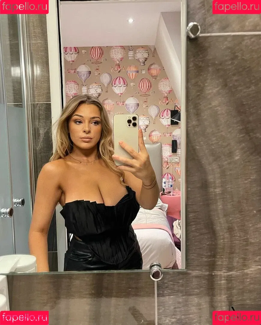 Chloe Ilsley Onlyfans Photo Gallery 