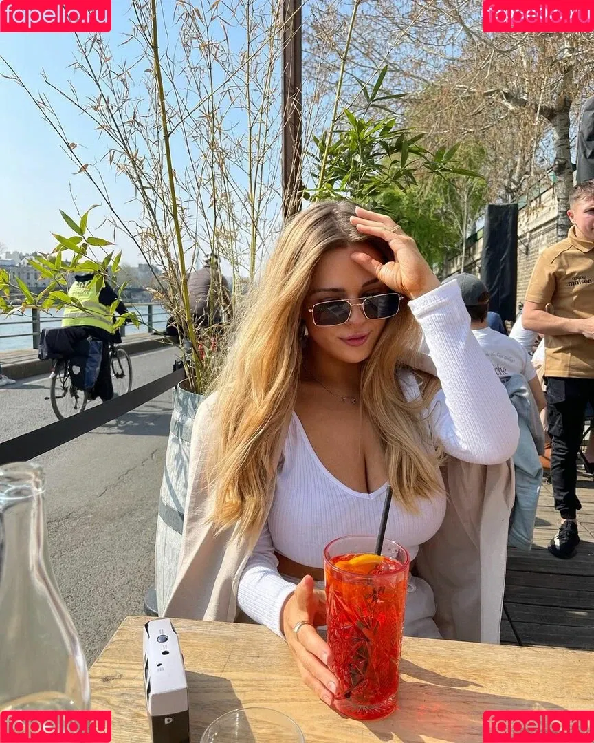Chloe Ilsley Onlyfans Photo Gallery 