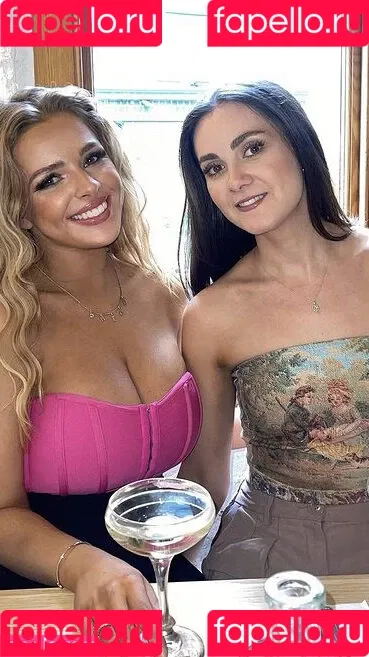 Chloe Ilsley Onlyfans Photo Gallery 