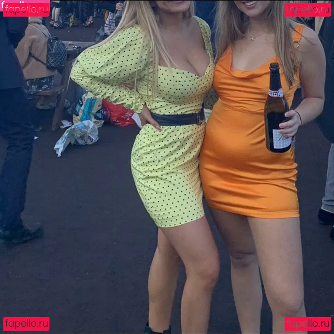 Chloe Ilsley Onlyfans Photo Gallery 