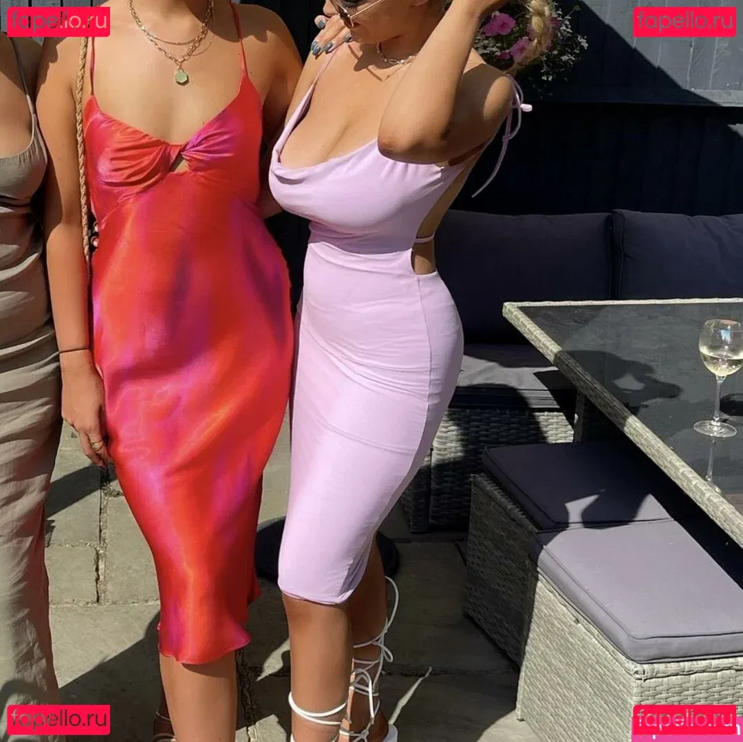 Chloe Ilsley Onlyfans Photo Gallery 