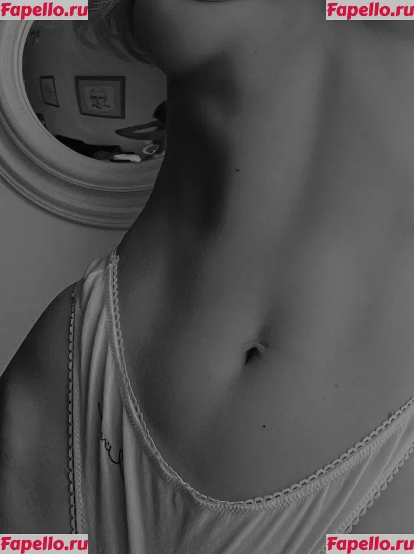 Anna Tsaralunga Onlyfans Photo Gallery 